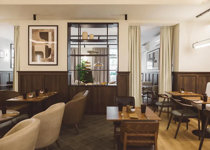 Honest Budapest By Chic & BasicAlbergo